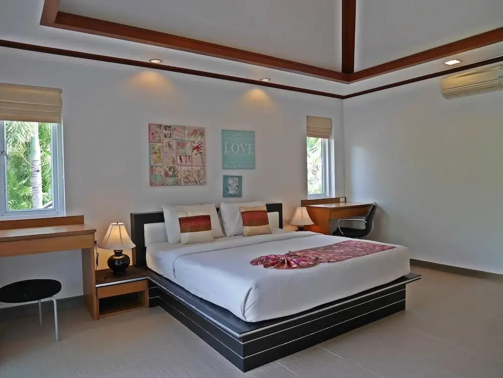 Тхаланг: Suriyasom Villa