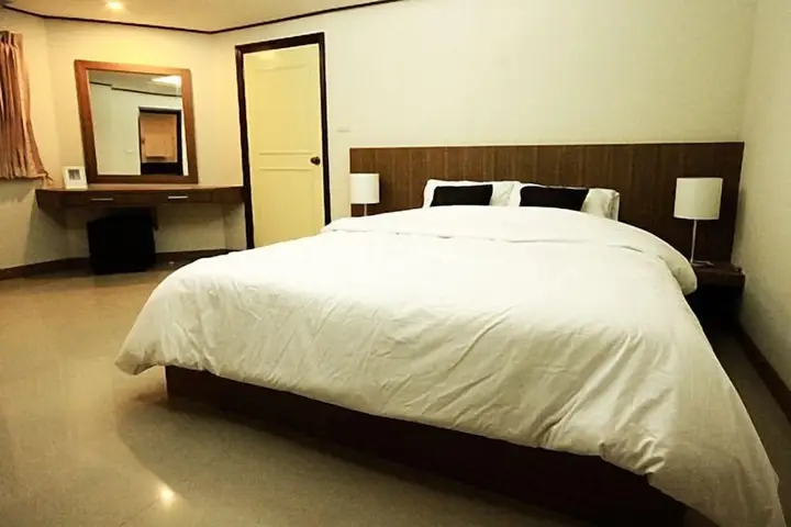 Бангкок: The Chateau Luxury Serviced Apartment