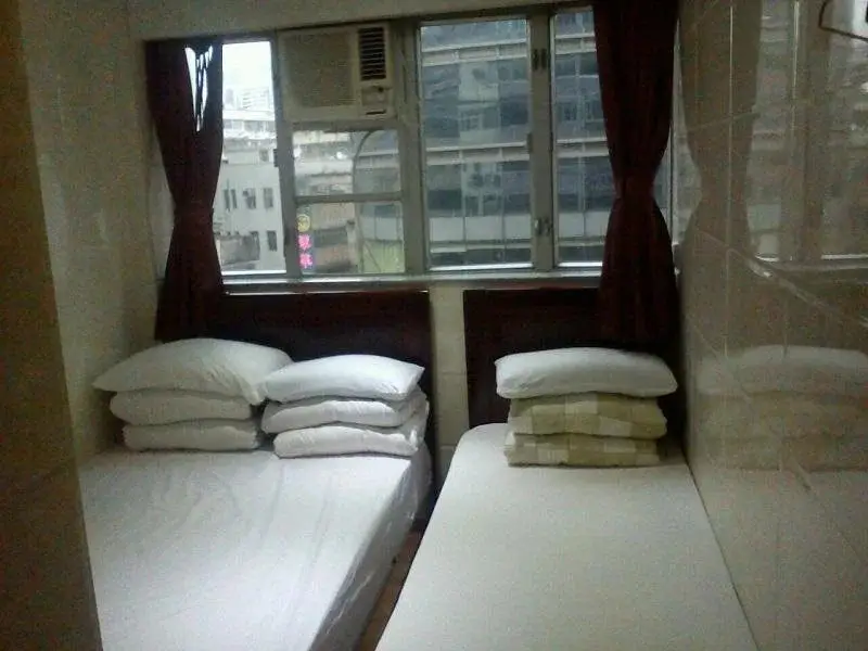 Гонконг: Champion Guest House