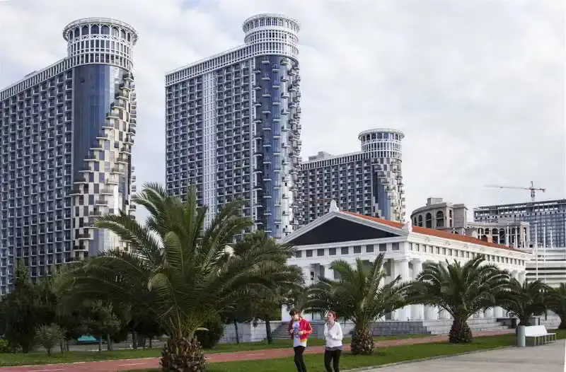 Батуми: Silk Road Sea Towers Batumi Apart Hotel