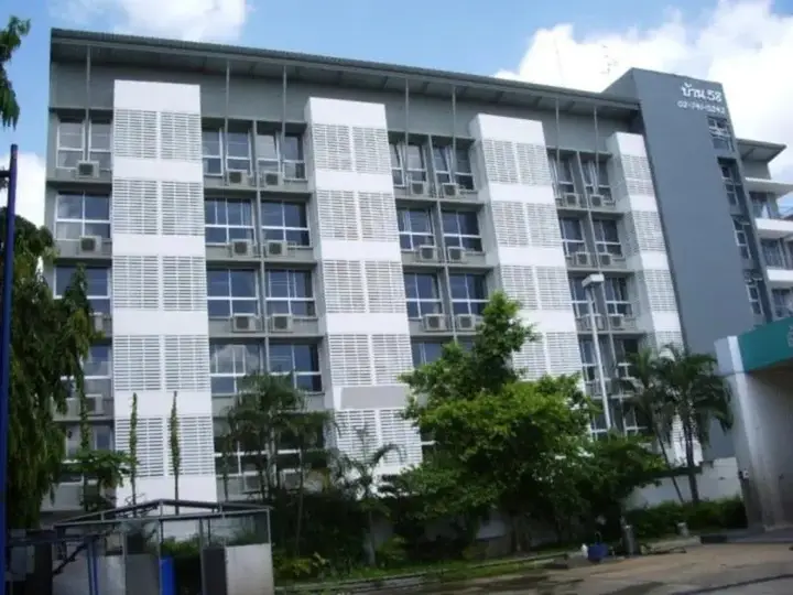 Бангкок: Baan 58 Apartment