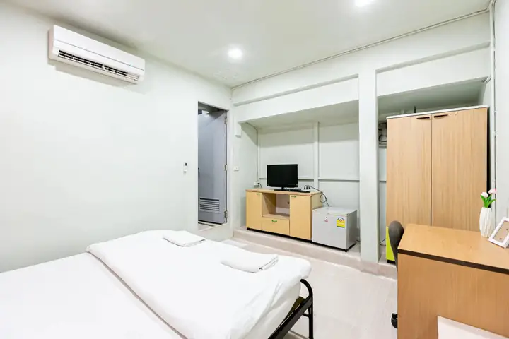 Бангкок: Freesia Saladaeng Silom Apartments