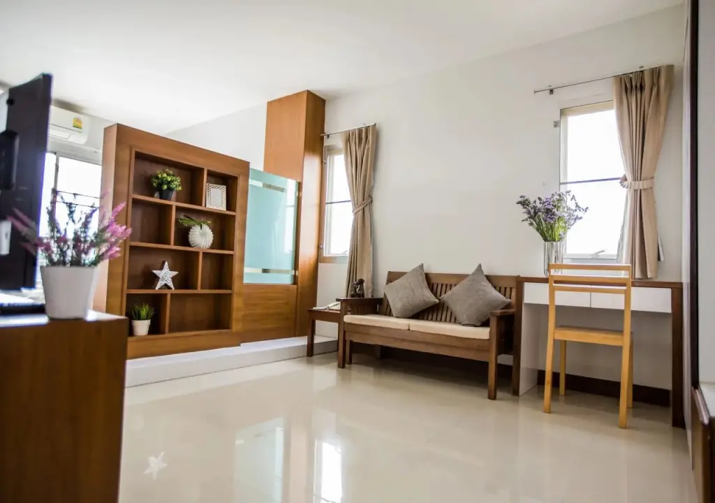 Чонбури: Central Place Serviced Apartment