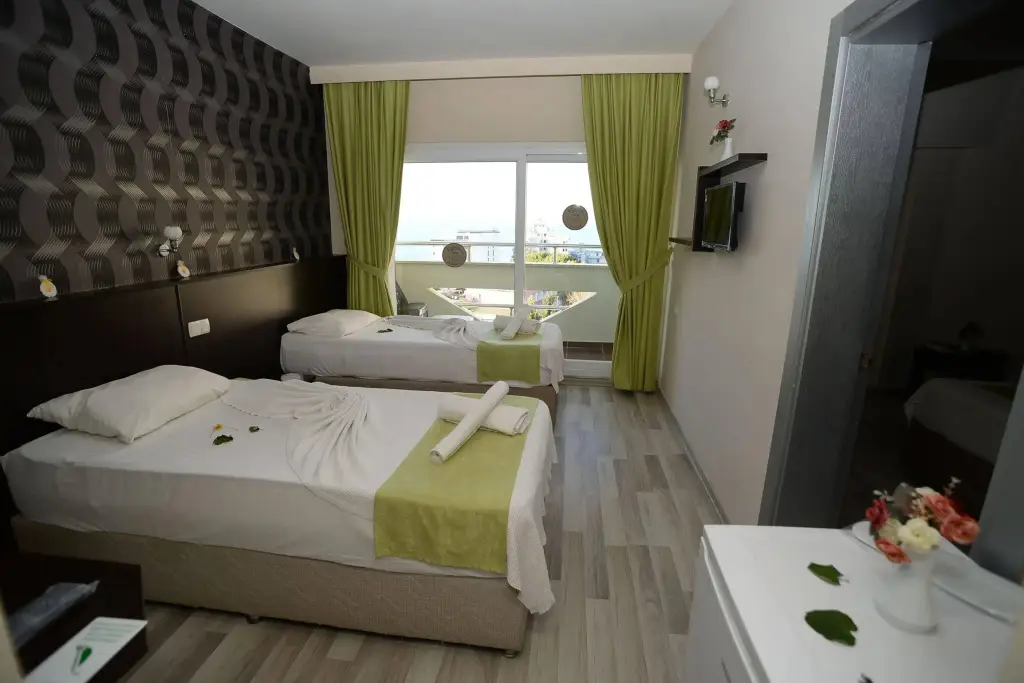 Гюзельчамлы: Green Gold Hotel