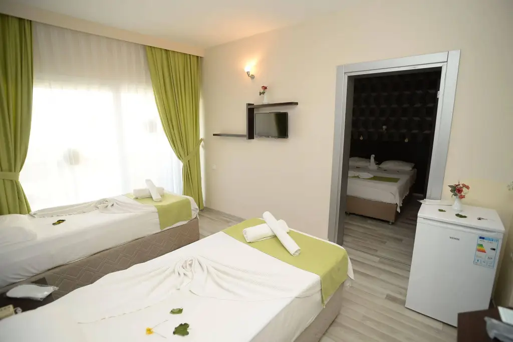 Гюзельчамлы: Green Gold Hotel