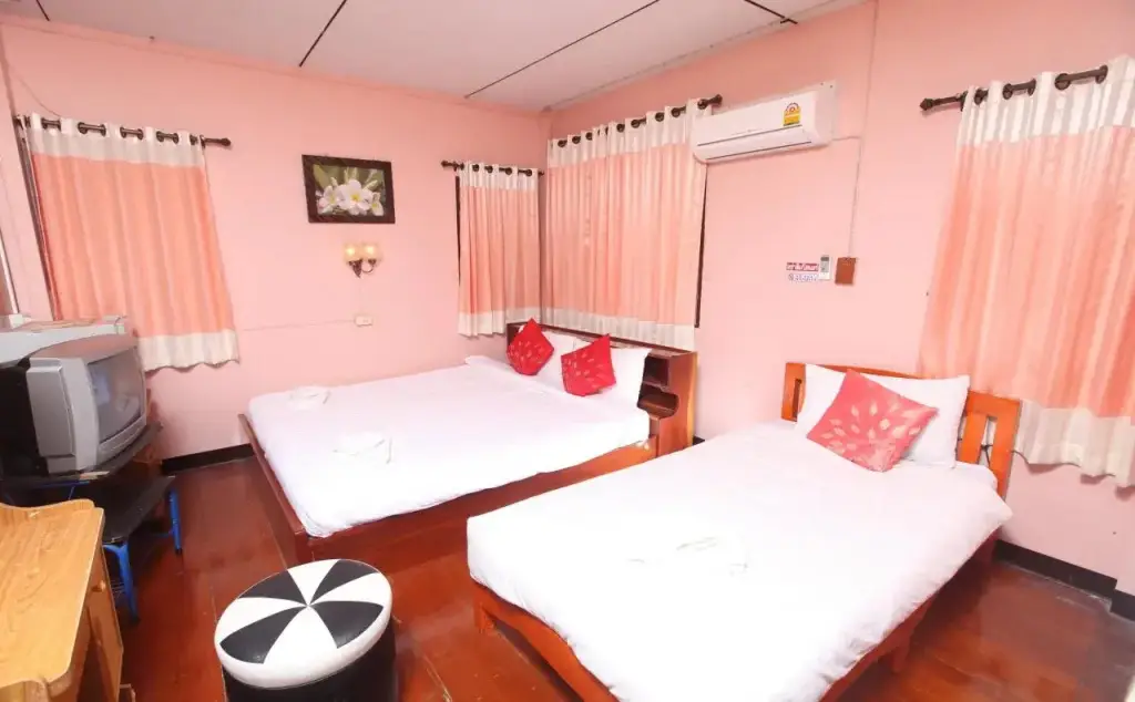 Тхунг Бан Ват: Huean Wadd Khian Resort