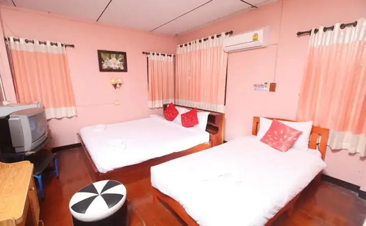 Тхунг Бан Ват: Huean Wadd Khian Resort