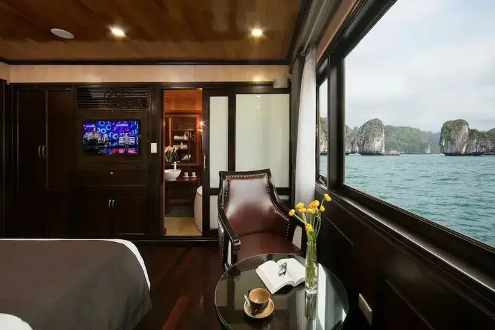 Халонг: La Regina Royal Cruise