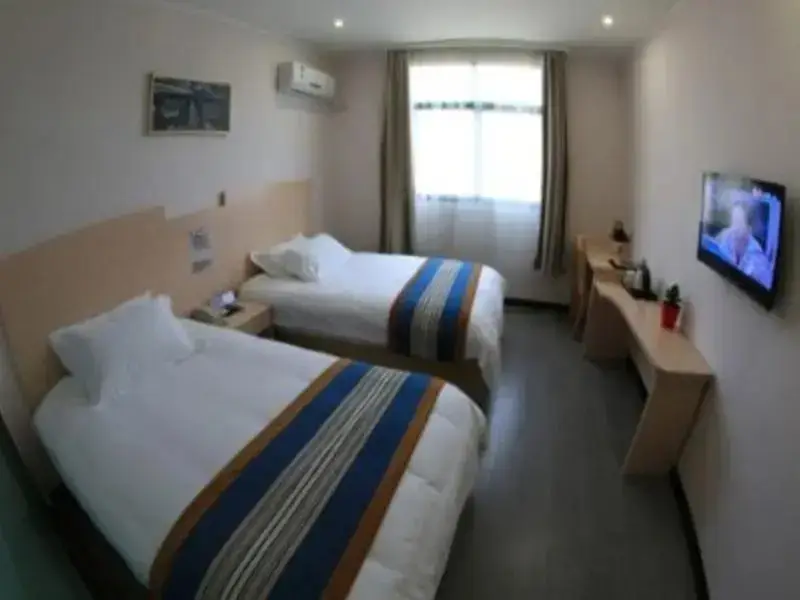 Шиянь: Super 8 Hotel Shiyan Fangling Street Xihe Bridge