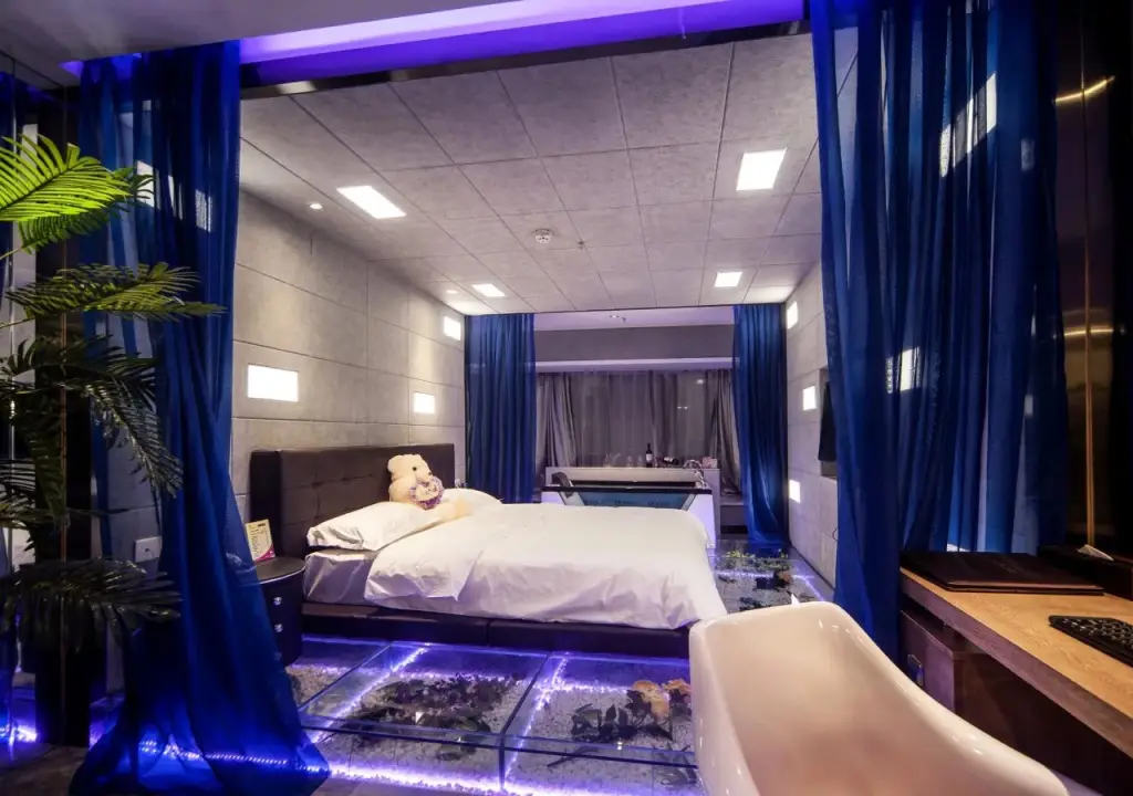 Ухань: Wuhan Nine-Tailed Fox Art Hotel