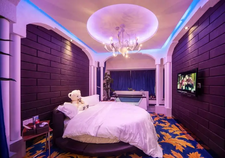 Ухань: Wuhan Nine-Tailed Fox Art Hotel