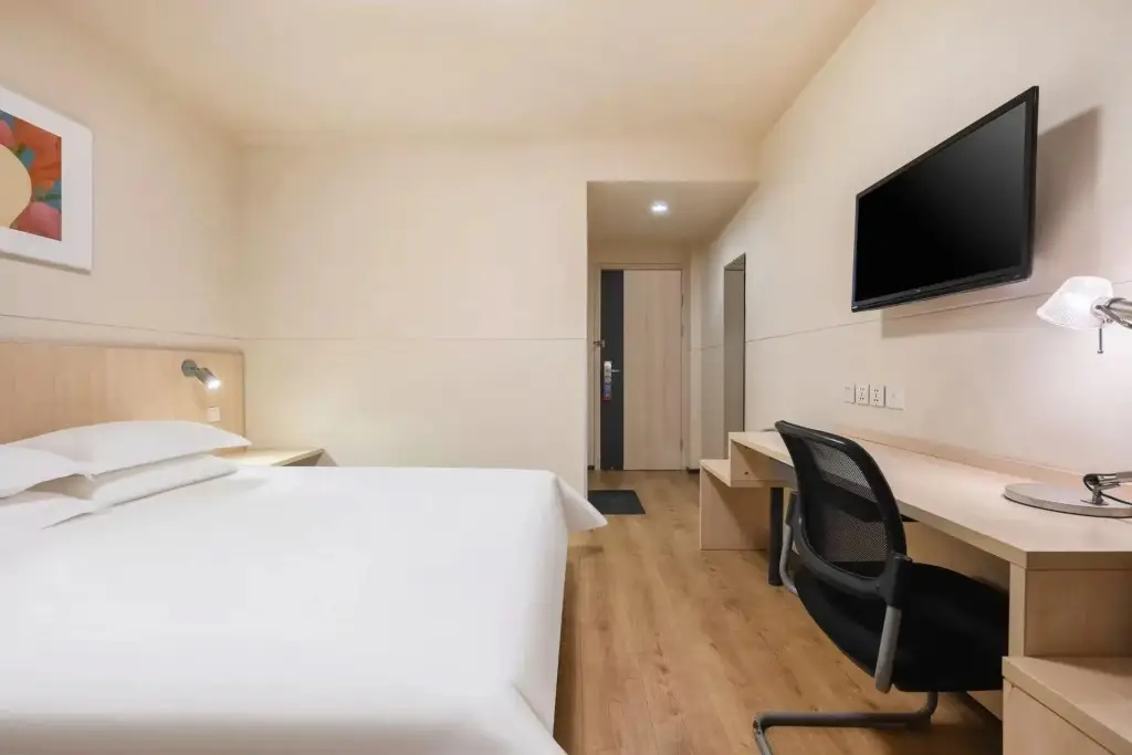 Цзинань: Jinjiang Inn JiNan Daminghu New Scenic Area Lishan Road
