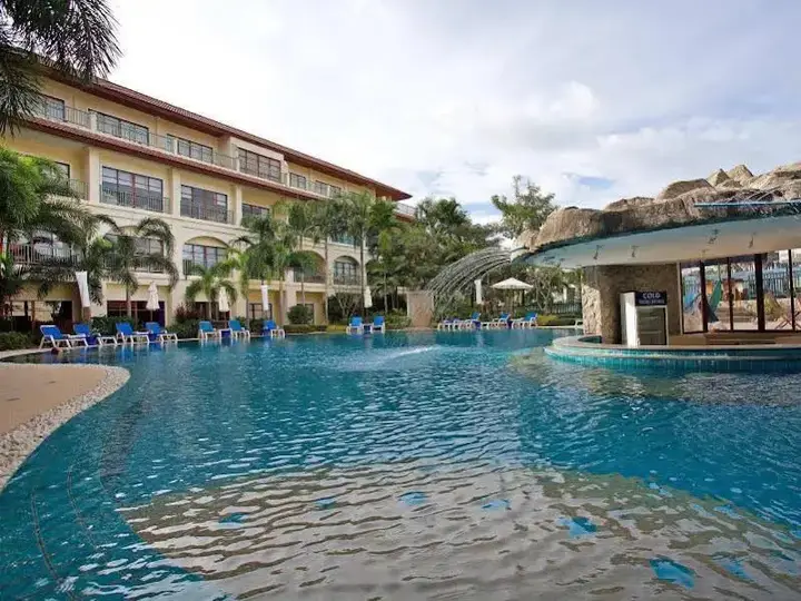 Тхаланг: Bang Tao Beach Apartment