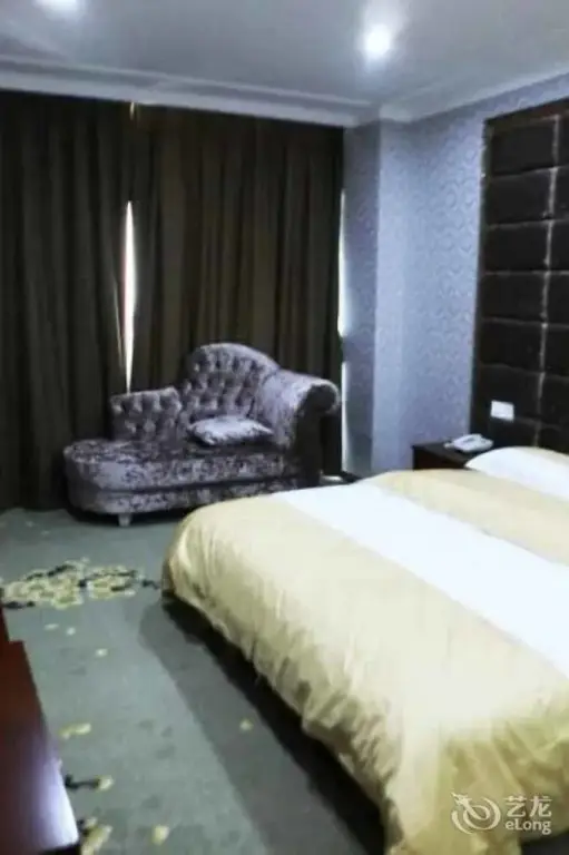 Ухань: One House Cinema Hotel (Hubei Institute of Economics)(OneHouse影院酒店(湖北经济学院店))