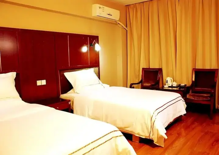 Чунцин: Phoenix Lidu Hotel