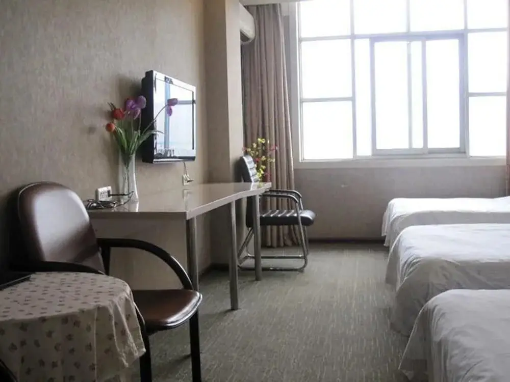 Ухань: Jiuzhou Business Hotel(武汉市九洲商务宾馆)