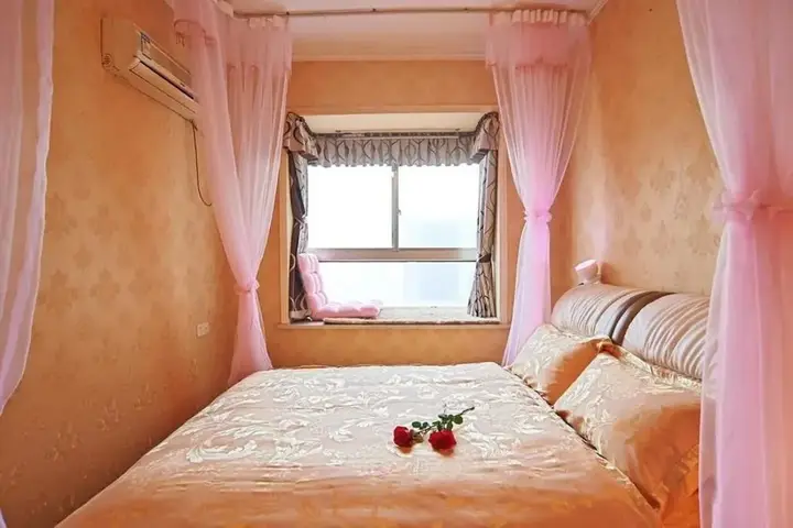 Ухань: Mr. Wu Apartment