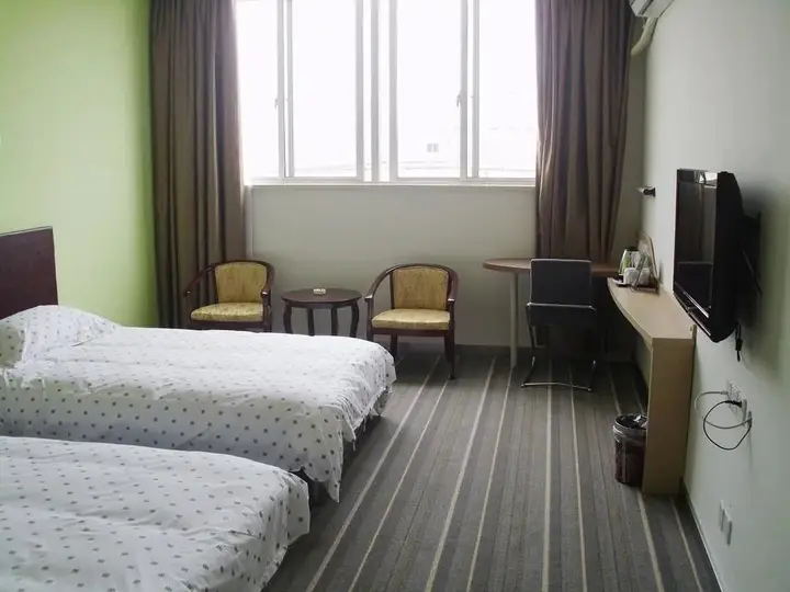Шанхай: Motel 168 Hotel Shanghai Jiuting Laiyin Road