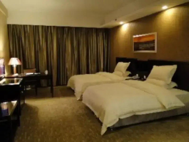 Цзинань: Jinan Huanlian Lucaihuang Business Hotel
