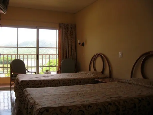 Hotel Hanabanilla — фото 1
