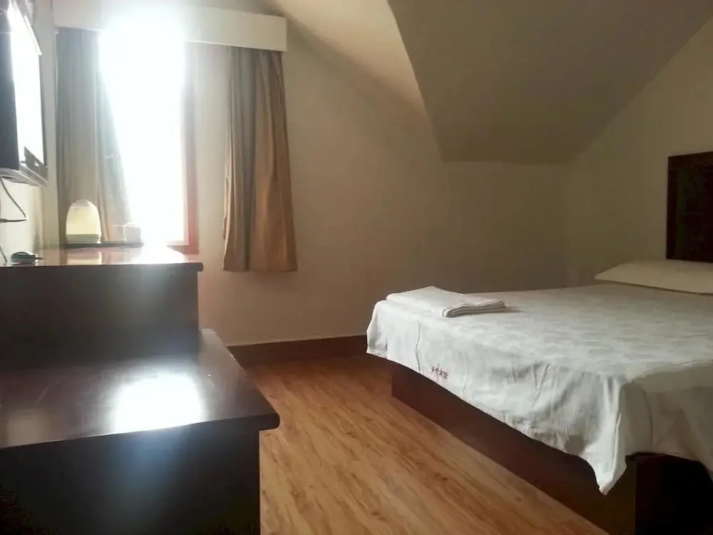 Ухань: Wuhan Tianlun Holiday Hotel (Panlongcheng Jiahai Industrial Park)(武汉天伦假日宾馆（盘龙城佳海工业园店）)