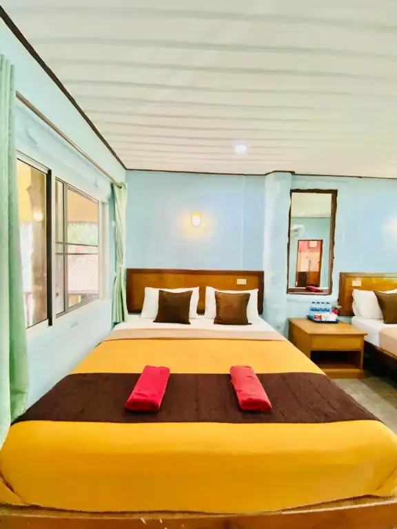 Фаном: Nung House