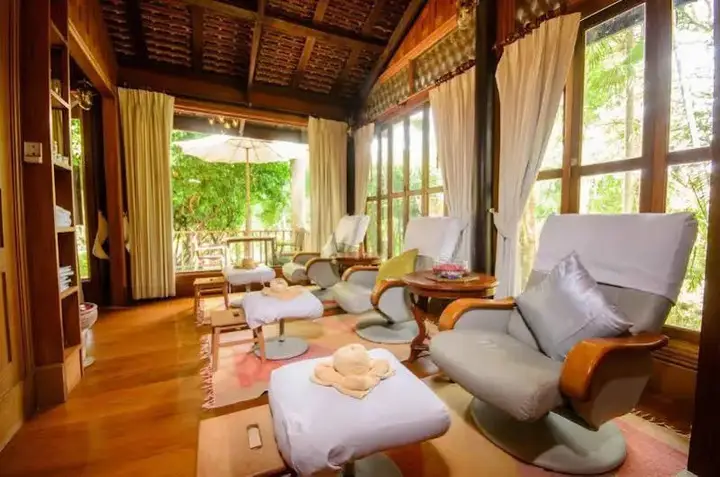 Тха-Май-Руак: Petchvarin Resort and Spa