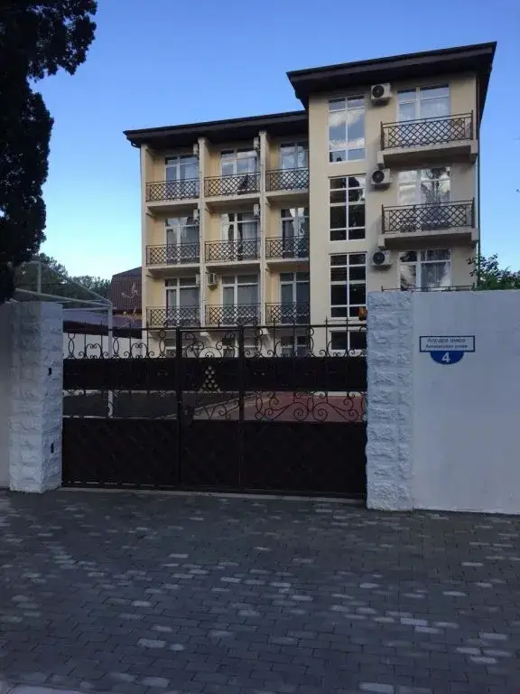 Пицунда: Hotel ANNA