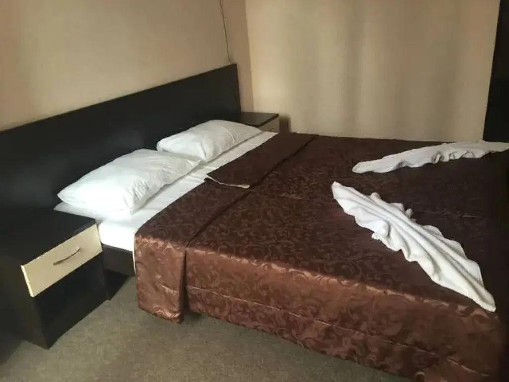 Пицунда: Hotel ANNA