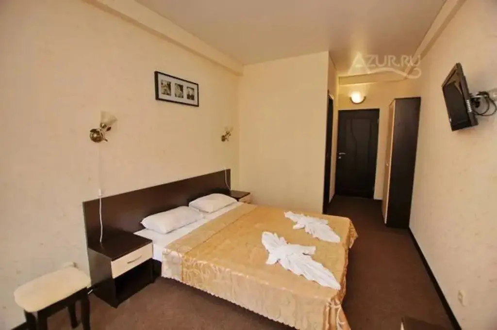 Пицунда: Hotel ANNA