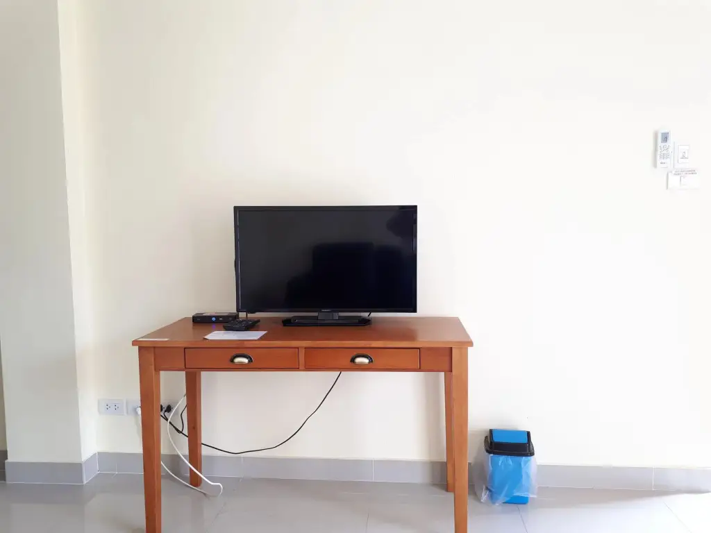 Тха-Янг: Wattana House