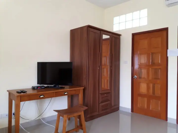 Тха-Янг: Wattana House