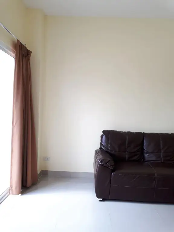 Тха-Янг: Wattana House