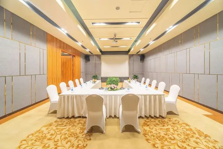 Халонг: Bien Bac Hotel