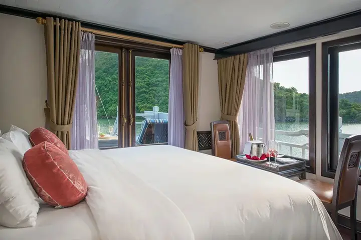Халонг: Paradise Legacy Cruise