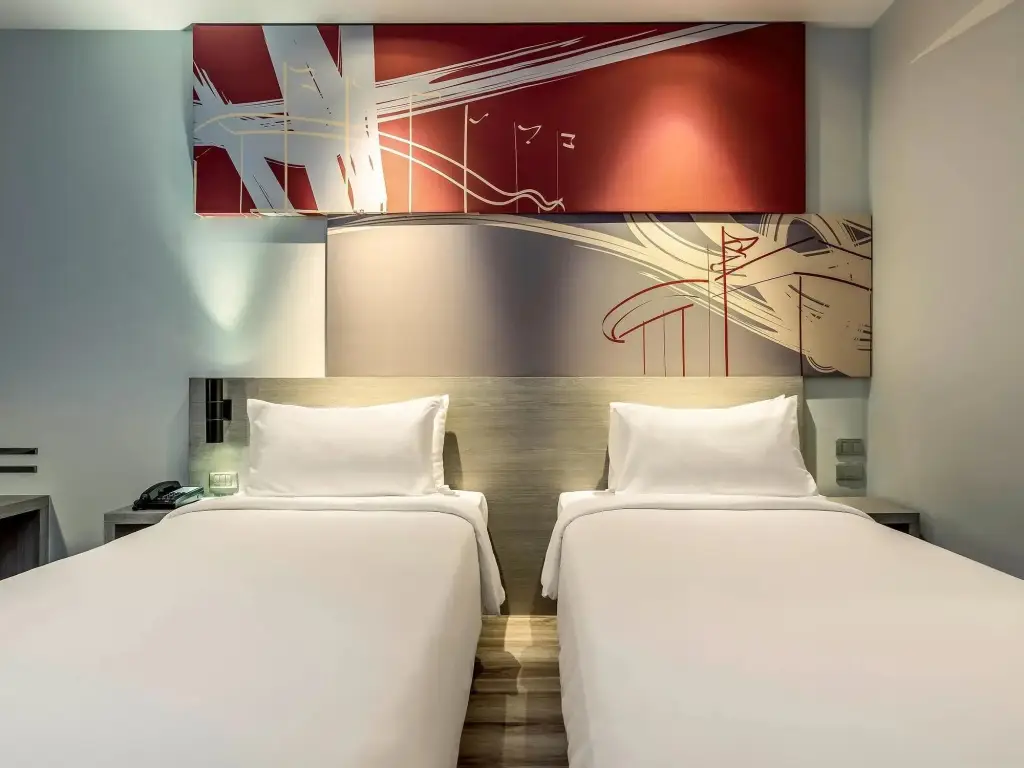 Паккрет: ibis Bangkok IMPACT