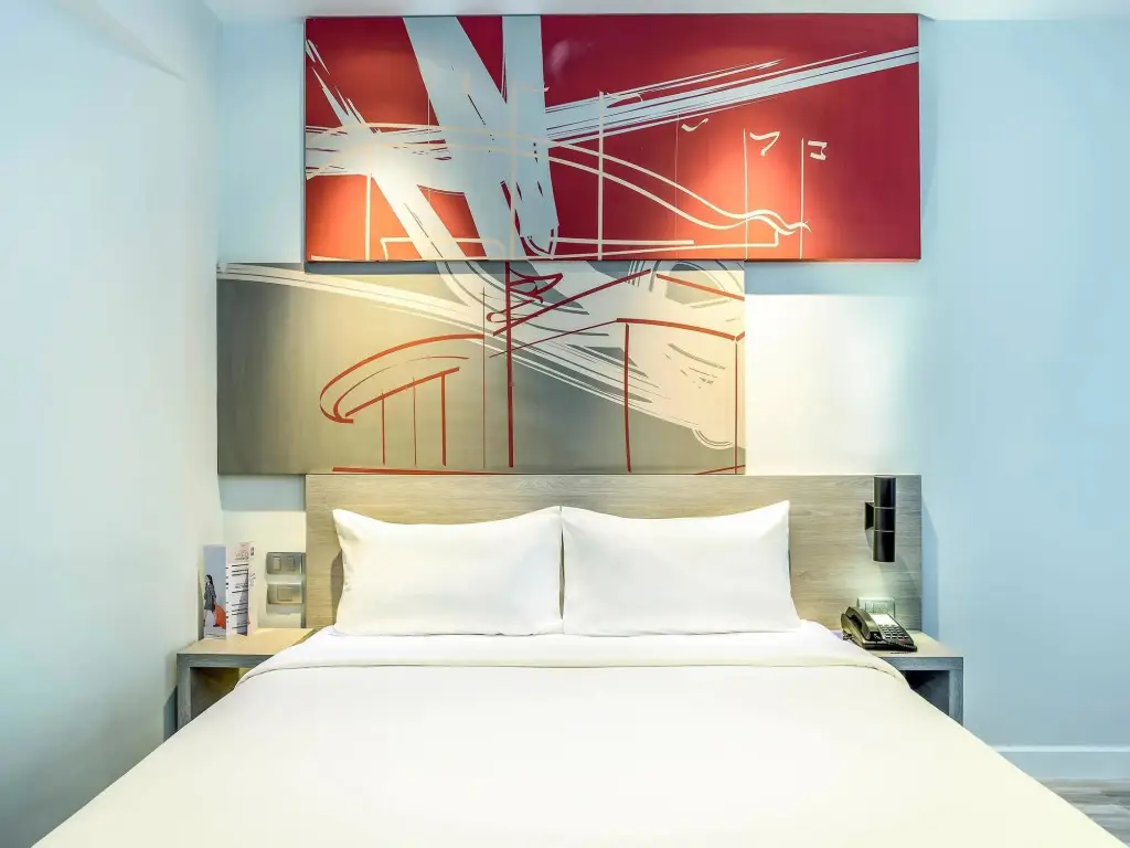 Паккрет: ibis Bangkok IMPACT