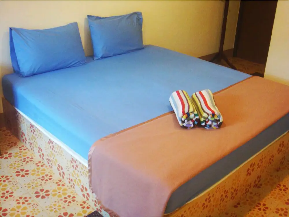 Трат: Pop Guest House