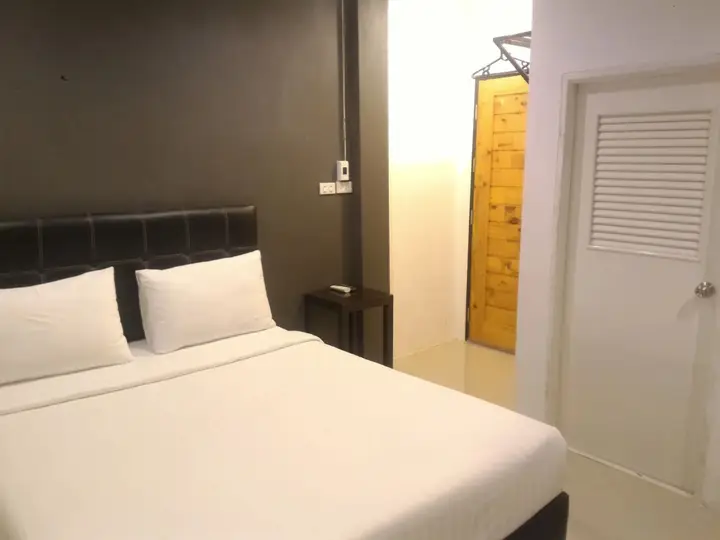 Накхонситхаммарат: Loftel at Nakhon