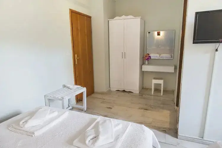 Каш: Cengiz Celik Hotel