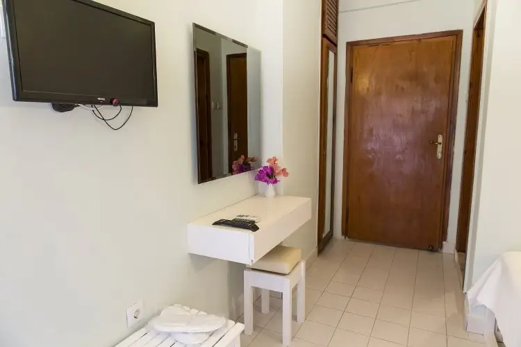 Каш: Cengiz Celik Hotel