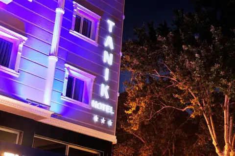 Tanik Hotel — фото 1