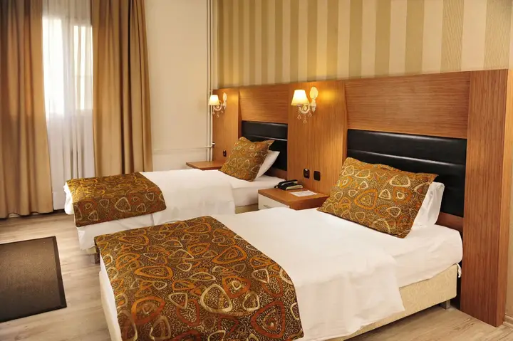 Измир: Tanik Hotel