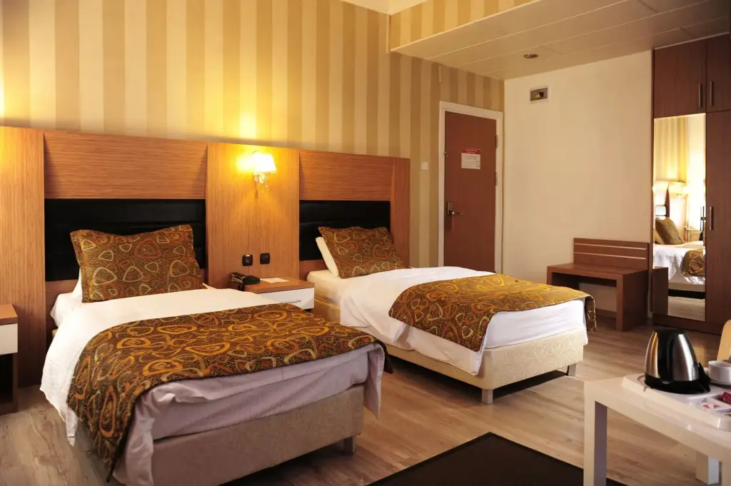 Измир: Tanik Hotel