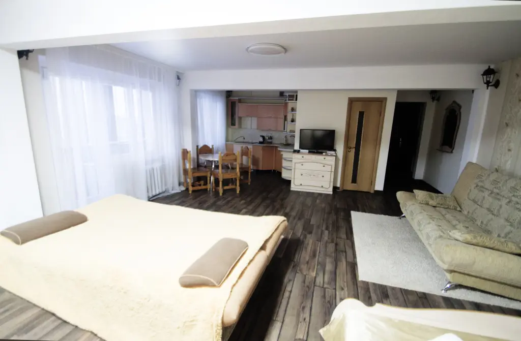 Витебск: On Moskovsky Prospekt 8 Apartments