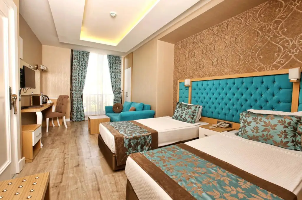 Анталья: La Porte Hotel