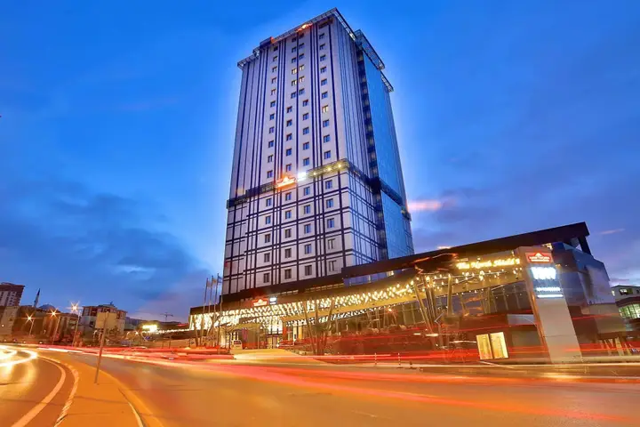 Стамбул: TRYP by Wyndham Istanbul Basın Ekspres