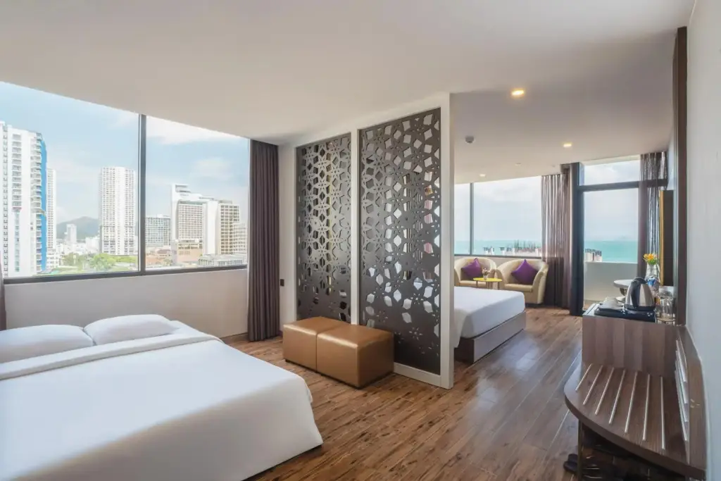 Нячанг: V Hotel Nha Trang