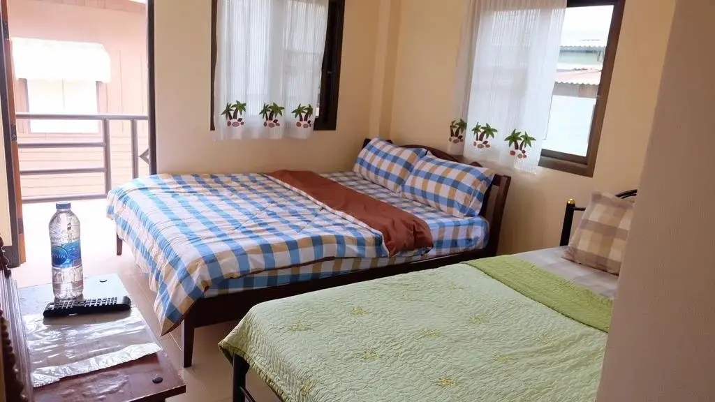 Чаккарат: Benya Guest House Phimai