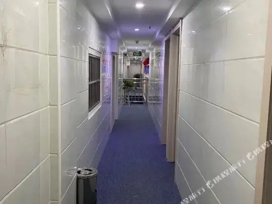 Нанкин: Cuiyulou Hotel